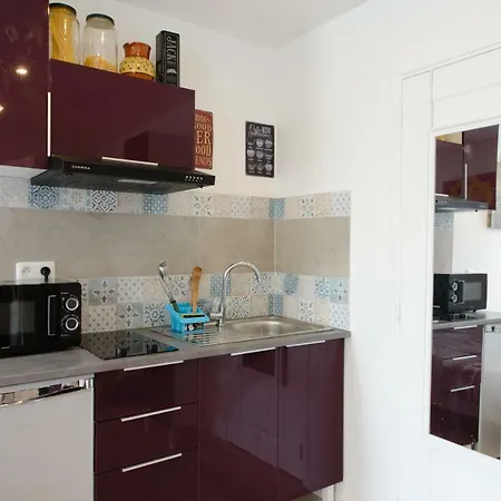 Cosy Studio In Paris-Vincennes アパート