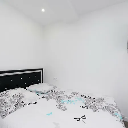 Cosy Studio In Paris-Vincennes アパート *